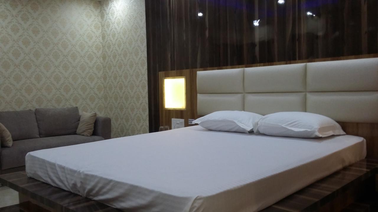 Hotel Crystal International Dhanbad Exterior photo